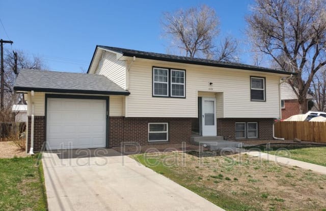 1529 Atwood Street - 1529 Atwood Street, Longmont, CO 80501