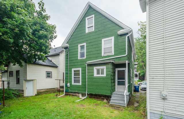 1356 Wilmot Gallery 4