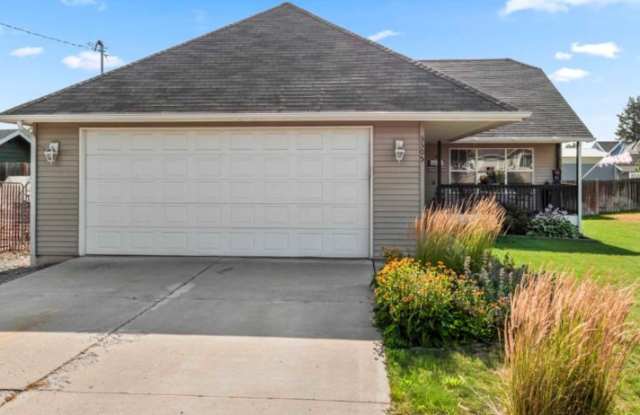 3305 North Fowler Road photos photos