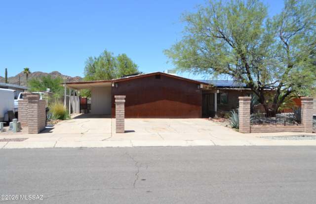 3270 W Capistrano Road Gallery 2