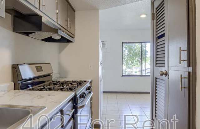 4513 Lafayette Avenue - 4 photos photos