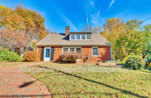 1307 Bayliss Dr - 1307 Bayliss Drive, Alexandria, VA 22302