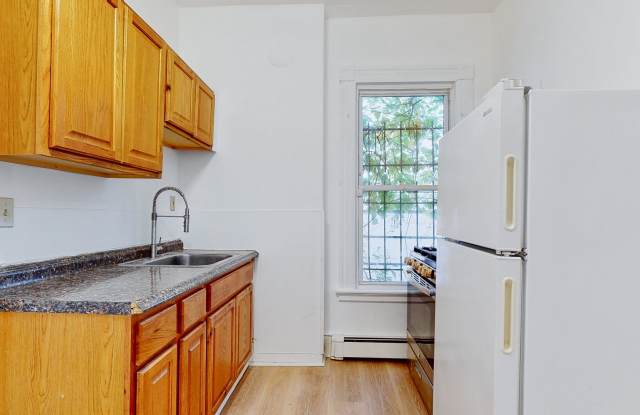Spacious Studio Apartment Near Yale – Remodeled & Convenient! Gallery 2