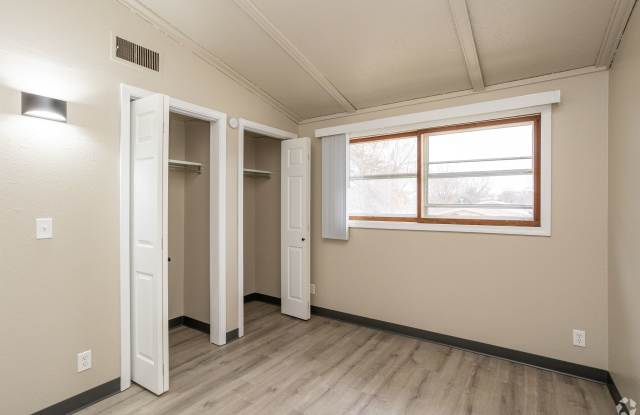 McCook Apartments Gallery 4