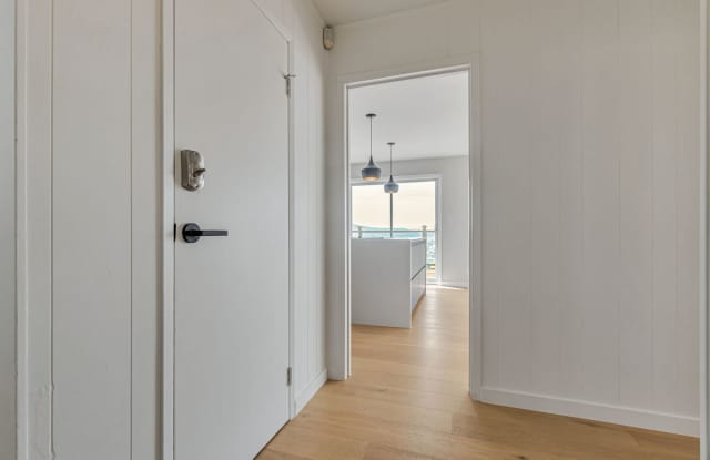Stunning Three Bedroom Home in Westwood Highlands - Please Contact for Showing Availability! Gallery 4