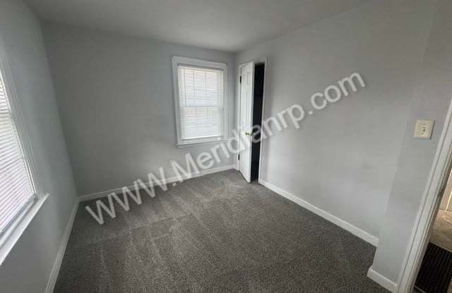 1605 West 4th Street - 1 Gallery 2