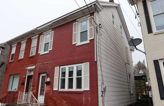 255 W Rowe St photos photos