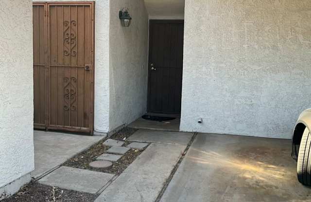 Great 3 bedroom 2 bath very close to Arcadia photos photos