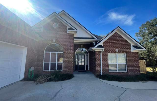 4 Bedroom, 3.5 Bathroom in Fairfield neighborhood photos photos