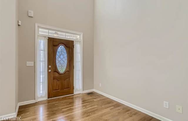 2314 Glenpark Court Gallery 2