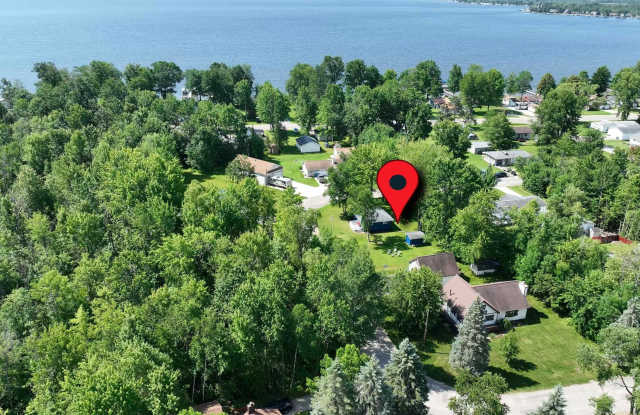 508 Shore View Drive Gallery 3