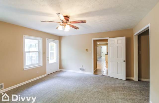3305 Kelly Glen Court Southeast Gallery 4