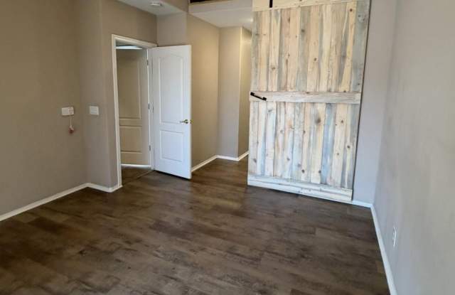 15603 N 79TH Drive Gallery 4