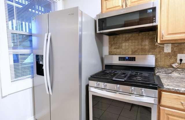 333 Centre unit: E photos photos 333 Centre unit: E photos photos