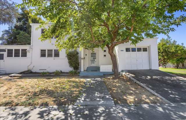 2835 San Pedro Rd - 4 bedroom plus bonus space | 3.5 bathroom | Single family home photos photos