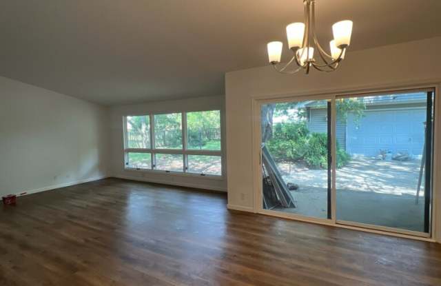 305 Naples Drive photos photos