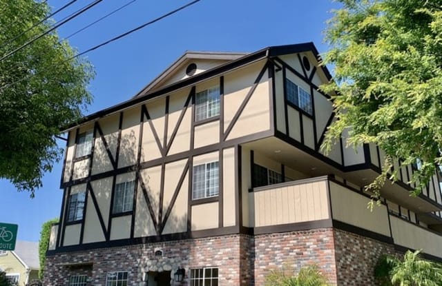 1731 LAKE ST - 1731 Lake Street, Glendale, CA 91201