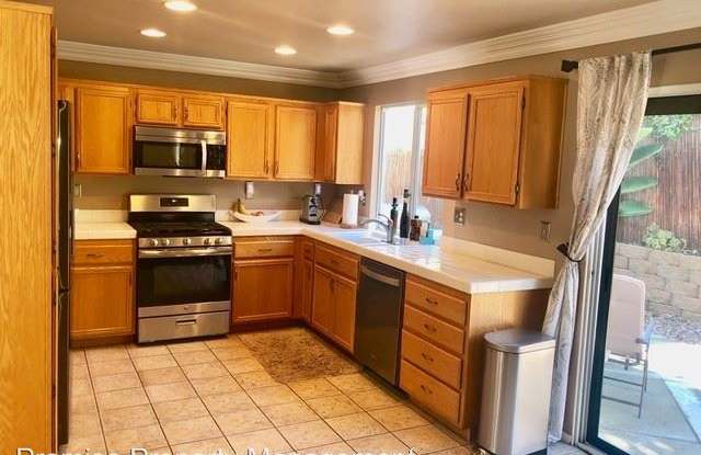 4700 Lanai Way Gallery 2