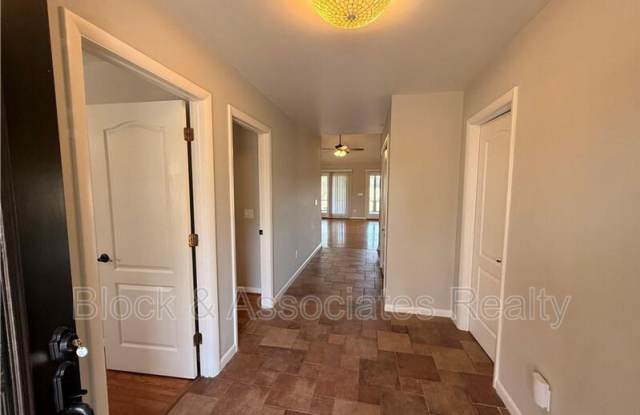 848 Castleberry Ct Gallery 2