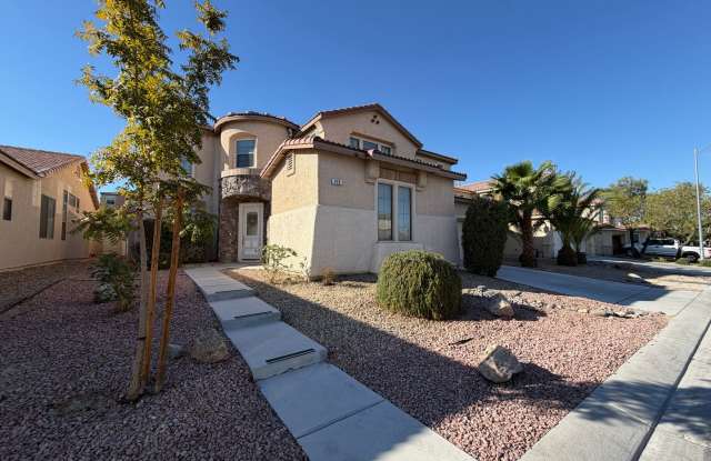 Wow, dramatic 4 bedroom Gallery 1