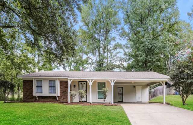 128 Fox Run Drive Gallery 1