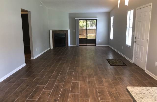 10101 Lake Oak Cir Gallery 4
