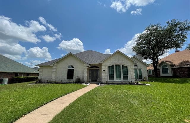 1328 Buxton Drive - 1328 Buxton Drive, DeSoto, TX 75115