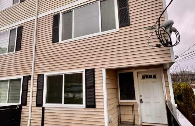 Welcome to this stunning 3-bedroom, 2.5-bathroom house located in the vibrant city of Seattle. - 1222 East Fir Street, Seattle, WA 98122