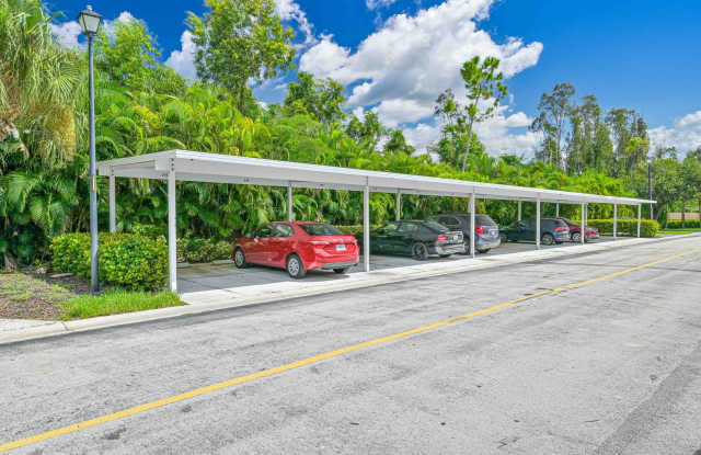 2/2 condo in popular Osprey Cove in Estero. Available Now! Gallery 3