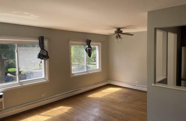 8845 Lamon Ave photos photos