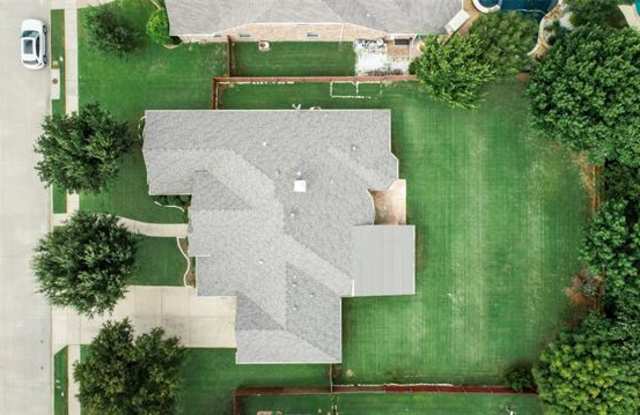 2412 Conroe Court Gallery 2