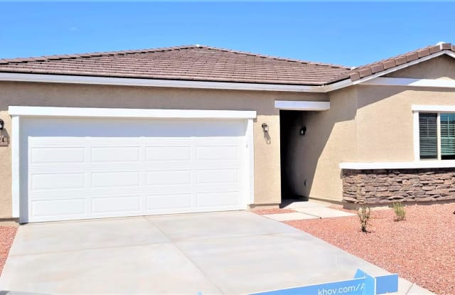 124 W Seven Seas Drive - 124 West Seven Seas Drive, Casa Grande, AZ 85122