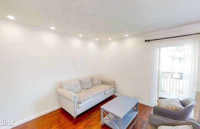 4204 Admiralty Ln Gallery 3