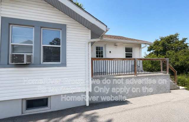 4106 NE 45th Ter photos photos