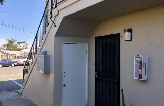 4068 Oakcrest Drive photos photos