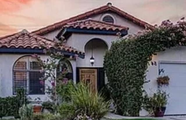 54145 Avenue Vallejo photos photos