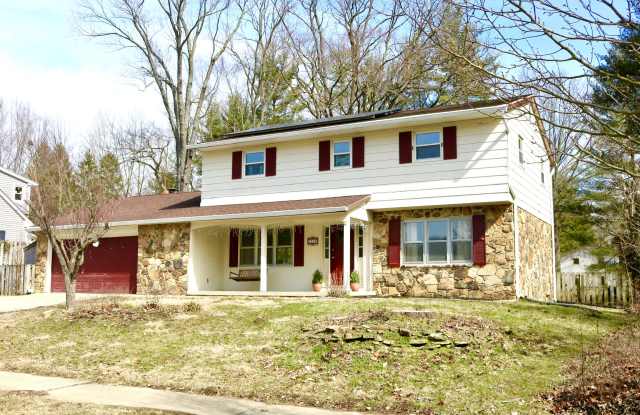 2203 S Montclair Ave photos photos