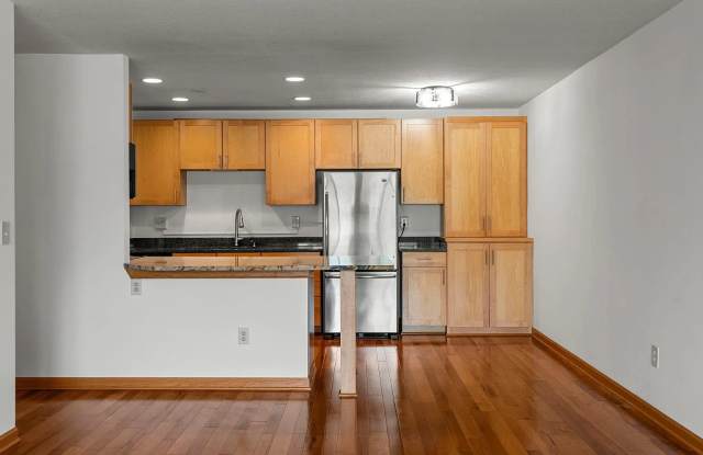 4400 Uptown Ave S - 4400 Upton Avenue South, Minneapolis, MN 55410