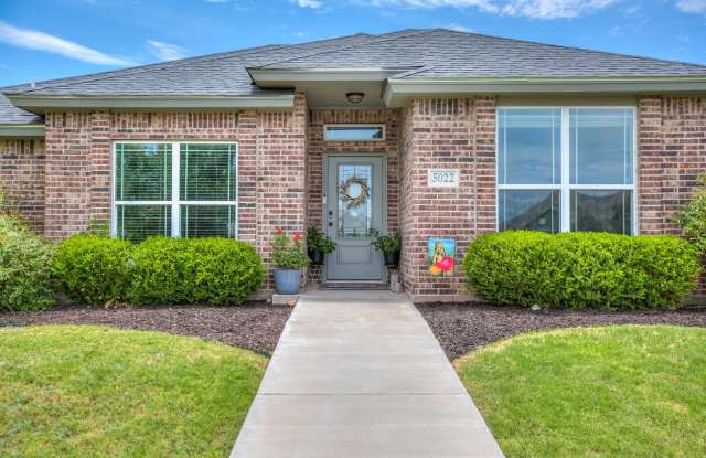 COMING SOON!! 3 Bedroom Home in Southland!!! Gallery 1