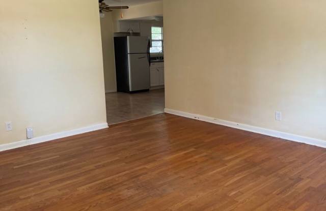 551 S Belcrest Ave Springfield, MO 65802 Gallery 3