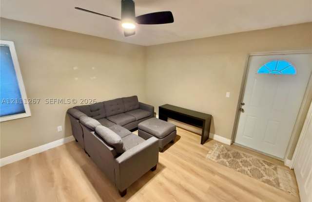 3540 SW 123rd Ct Gallery 2