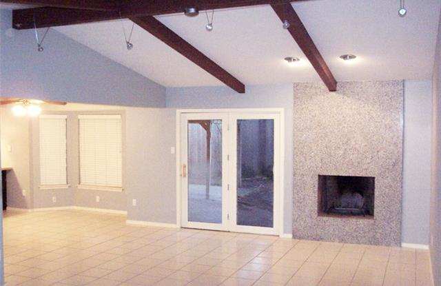 4104 Abelia Court Gallery 3