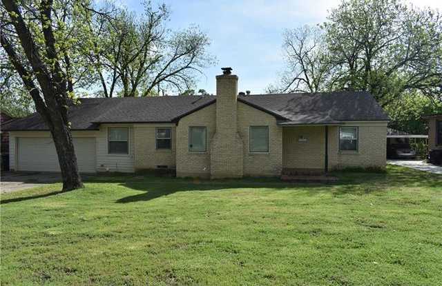 1741 Oakland Boulevard - 1741 Oakland Boulevard, Fort Worth, TX 76103