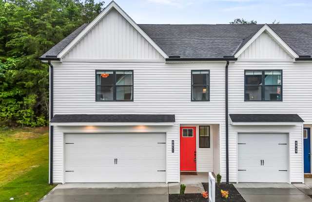 NEW CONSTRUCTION! ONE MONTH FREE RENT — Move in by December 31st! - 8852 Chapman Trace Way, Knox County, TN 37920