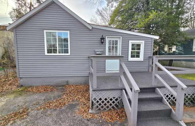 912 Sunset Avenue unit: Rear photos photos