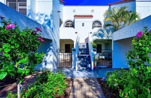 613 BEACHWALK Cir Gallery 3
