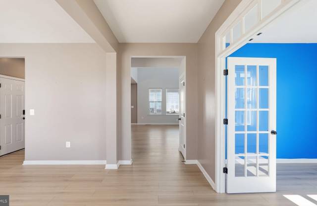 346 SMOKEBUSH Drive Gallery 3