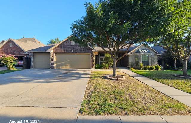3 (Bed)/2.5 (Bath) w/ Storm Shelter and Pool Access in Carrington Place! Avail NOW! photos photos