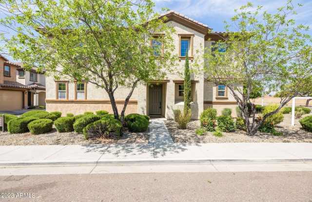 4774 E Tierra Buena Lane - 4774 East Tierra Buena Lane, Phoenix, AZ 85032