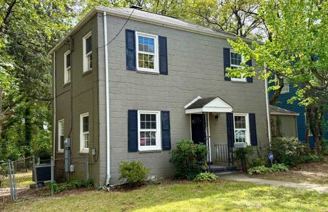 Forest Hill 3Br with massive fenced yard Gallery 1
